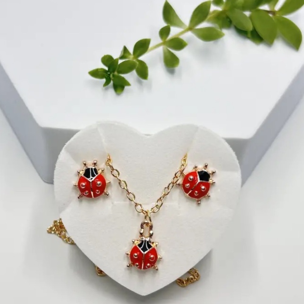Adorable Lady Bug Necklace & Earring Set